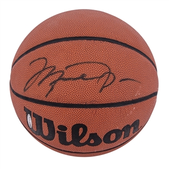 Michael Jordan Single Signed Basketball - (Beckett)